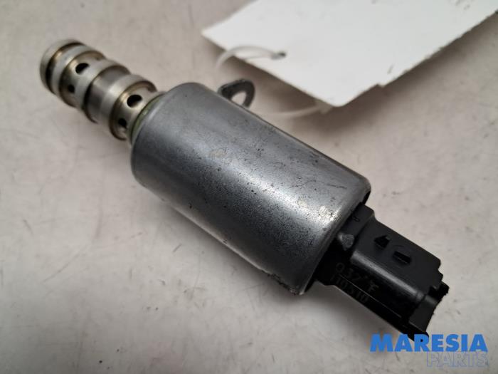 Gebruikte Nokkenas Sensor Peugeot 508 SW (8E/8U) 1.6 THP 16V Prijs € 29,99 Margeregeling aangeboden door Maresia Parts