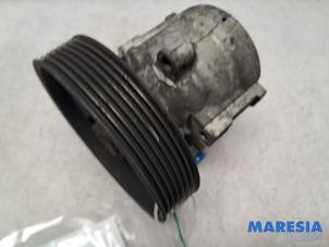 Gebruikte Pomp Servo Renault Espace (JK) 2.0 Turbo 16V Grand Espace Prijs € 75,00 Margeregeling aangeboden door Maresia Parts