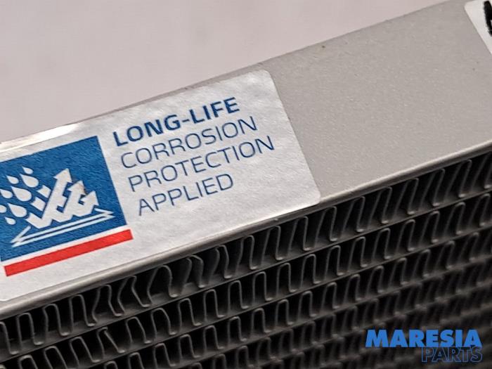 Airco Condensor van een Renault Espace (JK) 2.0 Turbo 16V Grand Espace 2008