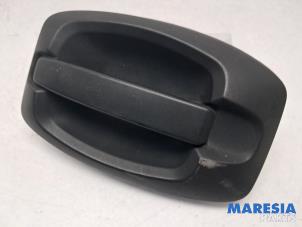 Gebruikte Deurgreep 2Deurs rechts Fiat Ducato (250) 2.3 D 130 Multijet Prijs € 36,30 Inclusief btw aangeboden door Maresia Parts