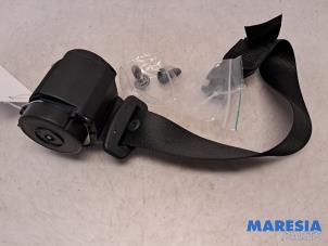 Gebruikte Veiligheidsgordel links-achter Fiat Grande Punto (199) 1.4 Prijs € 40,00 Margeregeling aangeboden door Maresia Parts