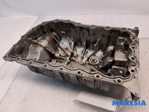 Gebruikte Carterpan Renault Laguna II Grandtour (KG) 1.8 16V Prijs € 30,00 Margeregeling aangeboden door Maresia Parts