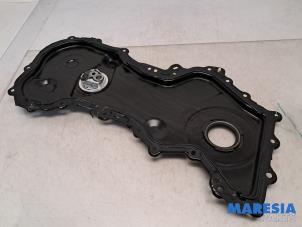 Gebruikte Distributiedeksel Renault Master III (EV/HV/UV/VA/VB/VD/VF/VG/VJ) 2.3 dCi 145 16V FWD Prijs € 42,35 Inclusief btw aangeboden door Maresia Parts