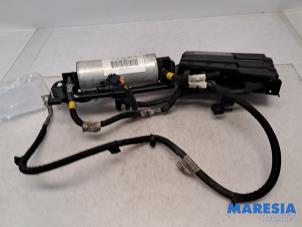 Gebruikte Start/Stop computer Peugeot 5008 I (0A/0E) 1.6 HDiF 16V Prijs € 157,50 Margeregeling aangeboden door Maresia Parts