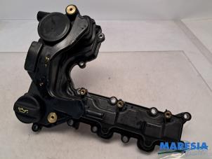 Gebruikte Kleppendeksel Peugeot 308 (L3/L8/LB/LH/LP) 1.2 12V e-THP PureTech 110 Prijs € 74,95 Margeregeling aangeboden door Maresia Parts