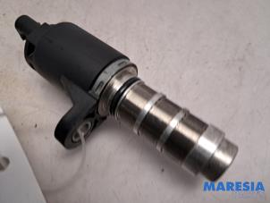 Gebruikte Sensor Nokkenas Peugeot 308 (L3/L8/LB/LH/LP) 1.2 12V e-THP PureTech 110 Prijs € 40,00 Margeregeling aangeboden door Maresia Parts