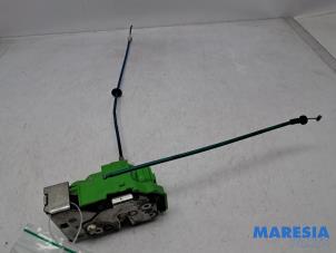 Gebruikte Deurslot Mechaniek 4Deurs links-achter Alfa Romeo Giulietta (940) 1.4 TB 16V MultiAir Prijs € 30,00 Margeregeling aangeboden door Maresia Parts