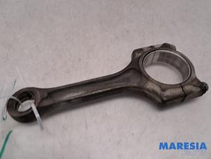 Gebruikte Drijfstang Citroen C5 III Tourer (RW) 1.6 16V THP 155 Prijs € 34,99 Margeregeling aangeboden door Maresia Parts