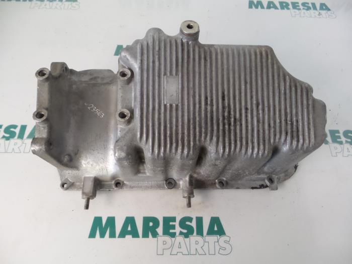 Gebruikte Carterpan Fiat Stilo (192A/B) 1.9 JTD 80 3-Drs. Prijs € 75,00 Margeregeling aangeboden door Maresia Parts