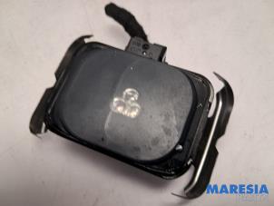 Gebruikte Regensensor Peugeot Partner (GC/GF/GG/GJ/GK) 1.6 BlueHDI 75 Prijs € 24,20 Inclusief btw aangeboden door Maresia Parts