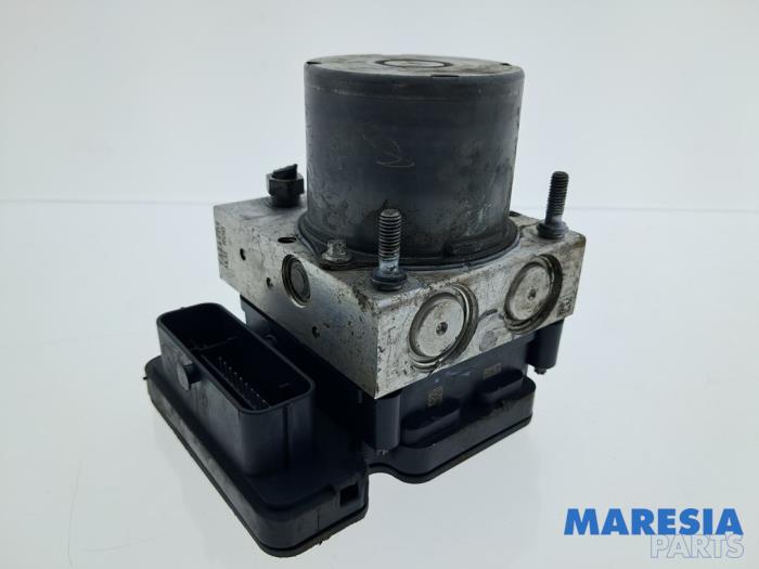 Gebruikte ABS Pomp Peugeot Partner (GC/GF/GG/GJ/GK) 1.6 BlueHDi 100 Prijs € 296,45 Inclusief btw aangeboden door Maresia Parts