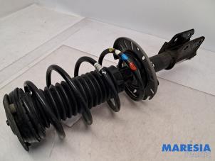 Gebruikte Schokdemperpoot links-voor Peugeot 308 SW (L4/L9/LC/LJ/LR) 1.2 12V e-THP PureTech 110 Prijs € 60,00 Margeregeling aangeboden door Maresia Parts