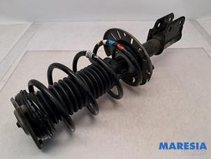 Gebruikte Voorpoot rechts Peugeot 308 SW (L4/L9/LC/LJ/LR) 1.2 12V e-THP PureTech 110 Prijs € 60,00 Margeregeling aangeboden door Maresia Parts