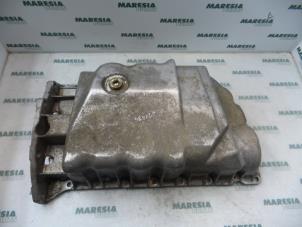 Gebruikte Carterpan Renault Kangoo (KC) 1.9 dTi Prijs € 30,00 Margeregeling aangeboden door Maresia Parts