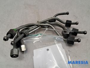 Gebruikte Dieselleiding Set Citroen C4 Cactus (0B/0P) 1.6 Blue Hdi 100 Prijs € 60,00 Margeregeling aangeboden door Maresia Parts