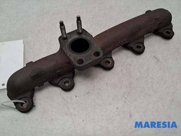 Gebruikte Spruitstuk Uitlaat Citroen C4 Cactus (0B/0P) 1.6 Blue Hdi 100 Prijs € 24,95 Margeregeling aangeboden door Maresia Parts