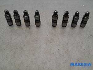 Gebruikte Klepstoter Citroen C4 Cactus (0B/0P) 1.6 Blue Hdi 100 Prijs € 30,00 Margeregeling aangeboden door Maresia Parts