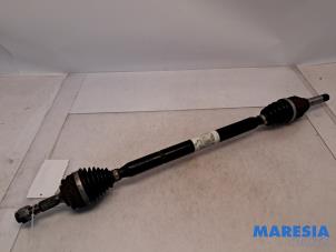 Gebruikte Steekas rechts-voor Citroen C3 (SC) 1.2 VTi 82 12V Prijs € 40,00 Margeregeling aangeboden door Maresia Parts