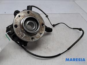 Gebruikte Asschenkel links-voor Opel Crossland (X) 1.2 12V Prijs € 75,00 Margeregeling aangeboden door Maresia Parts