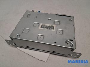 Gebruikte Bedieningspaneel Multi Media Peugeot 308 SW (L4/L9/LC/LJ/LR) 1.2 12V e-THP PureTech 130 Prijs € 140,00 Margeregeling aangeboden door Maresia Parts