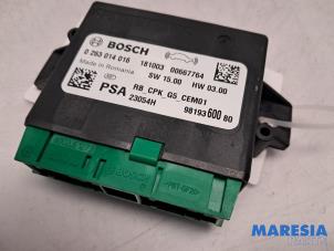 Gebruikte Module PDC Opel Crossland (X) 1.2 12V Prijs € 75,00 Margeregeling aangeboden door Maresia Parts