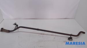 Gebruikte Uitlaat Middendemper Renault Clio IV (5R) 0.9 Energy TCE 90 12V Prijs € 75,00 Margeregeling aangeboden door Maresia Parts