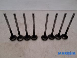 Gebruikte Uitlaatklep Peugeot Expert (V1/VA/VB/VE/VF/VT/VY) 2.0 Blue HDi 120 16V Prijs € 51,43 Inclusief btw aangeboden door Maresia Parts