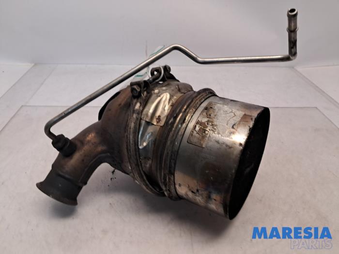 Gebruikte Roetfilter Peugeot Expert (G9) 1.6 HDi 90 Prijs € 381,15 Inclusief btw aangeboden door Maresia Parts
