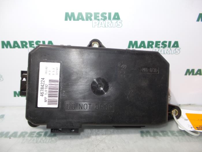 Gebruikte Computer Diversen Fiat Stilo (192A/B) 1.6 16V 5-Drs. Prijs € 35,00 Margeregeling aangeboden door Maresia Parts