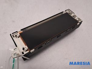 Gebruikte Display Interieur Peugeot Expert (G9) 1.6 HDi 90 Prijs € 48,34 Inclusief btw aangeboden door Maresia Parts