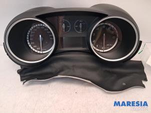 Gebruikte Instrumentenpaneel Alfa Romeo Giulietta (940) 1.4 TB 16V MultiAir Prijs € 149,00 Margeregeling aangeboden door Maresia Parts