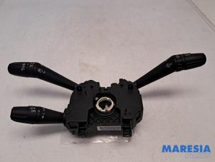 Gebruikte Combischakelaar Stuurkolom Alfa Romeo Giulietta (940) 1.4 TB 16V MultiAir Prijs € 90,00 Margeregeling aangeboden door Maresia Parts