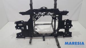 Gebruikte Voorfront Renault Grand Scénic III (JZ) 1.6 16V Prijs € 74,99 Margeregeling aangeboden door Maresia Parts