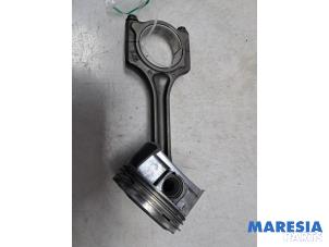 Gebruikte Drijfstang Peugeot 3008 I (0U/HU) 1.6 16V THP 155 Prijs € 34,99 Margeregeling aangeboden door Maresia Parts