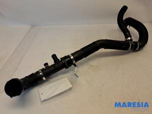 Gebruikte Intercooler Slang Alfa Romeo Giulia (952) 2.0 T 16V Veloce Prijs € 50,00 Margeregeling aangeboden door Maresia Parts