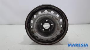 Gebruikte Velg Renault Trafic (1FL/2FL/3FL/4FL) 1.6 dCi 90 Prijs € 36,30 Inclusief btw aangeboden door Maresia Parts