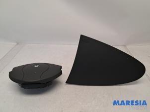 Gebruikte Airbag set Renault Twingo II (CN) 1.2 16V Prijs € 149,99 Margeregeling aangeboden door Maresia Parts