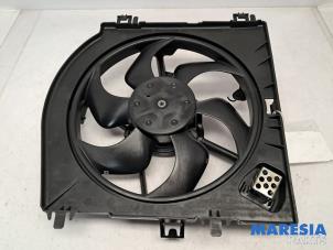 Gebruikte Koelvin Motor Renault Twingo II (CN) 1.2 16V Prijs € 39,95 Margeregeling aangeboden door Maresia Parts