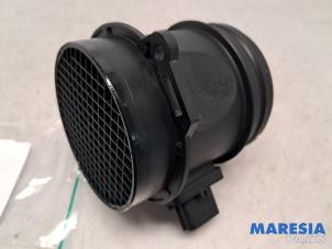 Gebruikte Luchthoeveelheidsmeter Alfa Romeo Giulia (952) 2.0 T 16V Veloce Prijs € 75,00 Margeregeling aangeboden door Maresia Parts