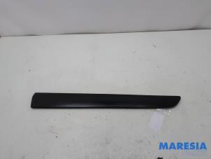 Gebruikte Portierlijst Citroen Jumpy (G9) 1.6 HDI 16V Prijs € 47,19 Inclusief btw aangeboden door Maresia Parts