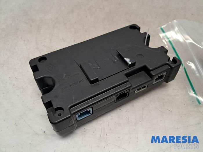Gebruikte Computer Diversen Renault Grand Scénic III (JZ) 1.6 16V Prijs € 150,00 Margeregeling aangeboden door Maresia Parts