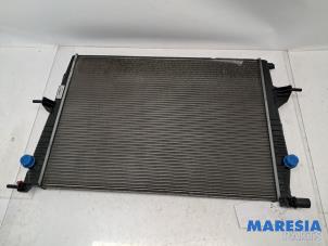 Gebruikte Radiateur Renault Grand Scénic III (JZ) 1.6 16V Prijs € 50,00 Margeregeling aangeboden door Maresia Parts
