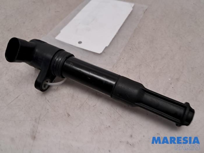 Gebruikte Pen Bobine Fiat 500 (312) 1.4 16V Prijs € 15,00 Margeregeling aangeboden door Maresia Parts