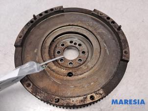 Gebruikte Vliegwiel Fiat Grande Punto (199) 1.3 JTD Multijet 16V 85 Actual Prijs € 75,00 Margeregeling aangeboden door Maresia Parts