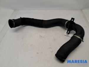 Gebruikte Intercooler Slang Fiat Ducato (250) 2.3 D 120 Multijet Prijs € 60,50 Inclusief btw aangeboden door Maresia Parts