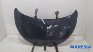 Gebruikte Motorkap Renault Zoé (AG) R90 Prijs € 349,00 Margeregeling aangeboden door Maresia Parts