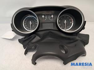 Gebruikte Instrumentenpaneel Alfa Romeo Giulietta (940) 1.4 TB 16V MultiAir Prijs € 149,00 Margeregeling aangeboden door Maresia Parts