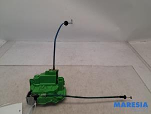 Gebruikte Deurslot Mechaniek 4Deurs links-achter Alfa Romeo Giulietta (940) 1.4 TB 16V MultiAir Prijs € 30,00 Margeregeling aangeboden door Maresia Parts