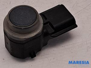 Gebruikte PDC Sensor Renault Zoé (AG) R90 Prijs € 22,95 Margeregeling aangeboden door Maresia Parts