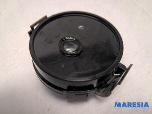 Gebruikte Regensensor Renault Zoé (AG) R90 Prijs € 15,00 Margeregeling aangeboden door Maresia Parts